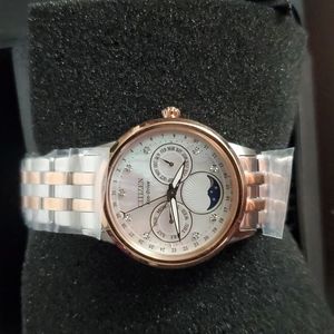 Citizen Eco Drive ladies watch w Genuine Diamond